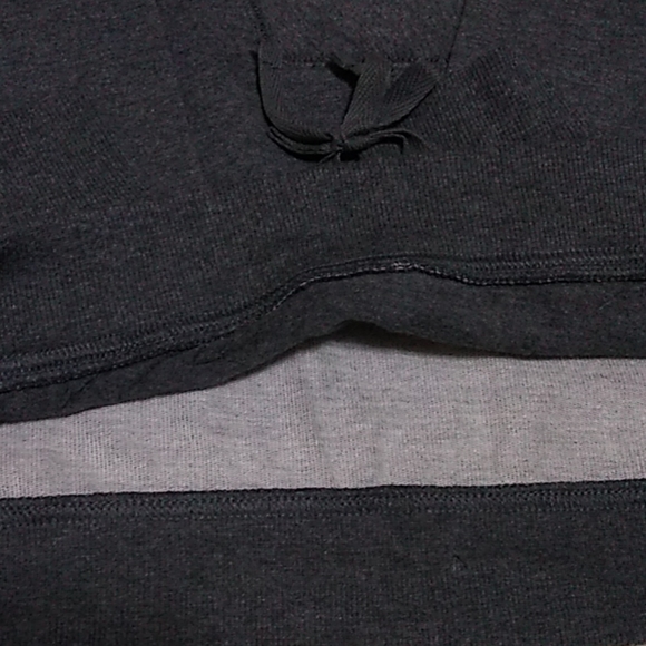Banana Republic comfortable cotton gray pullover - Picture 5 of 6